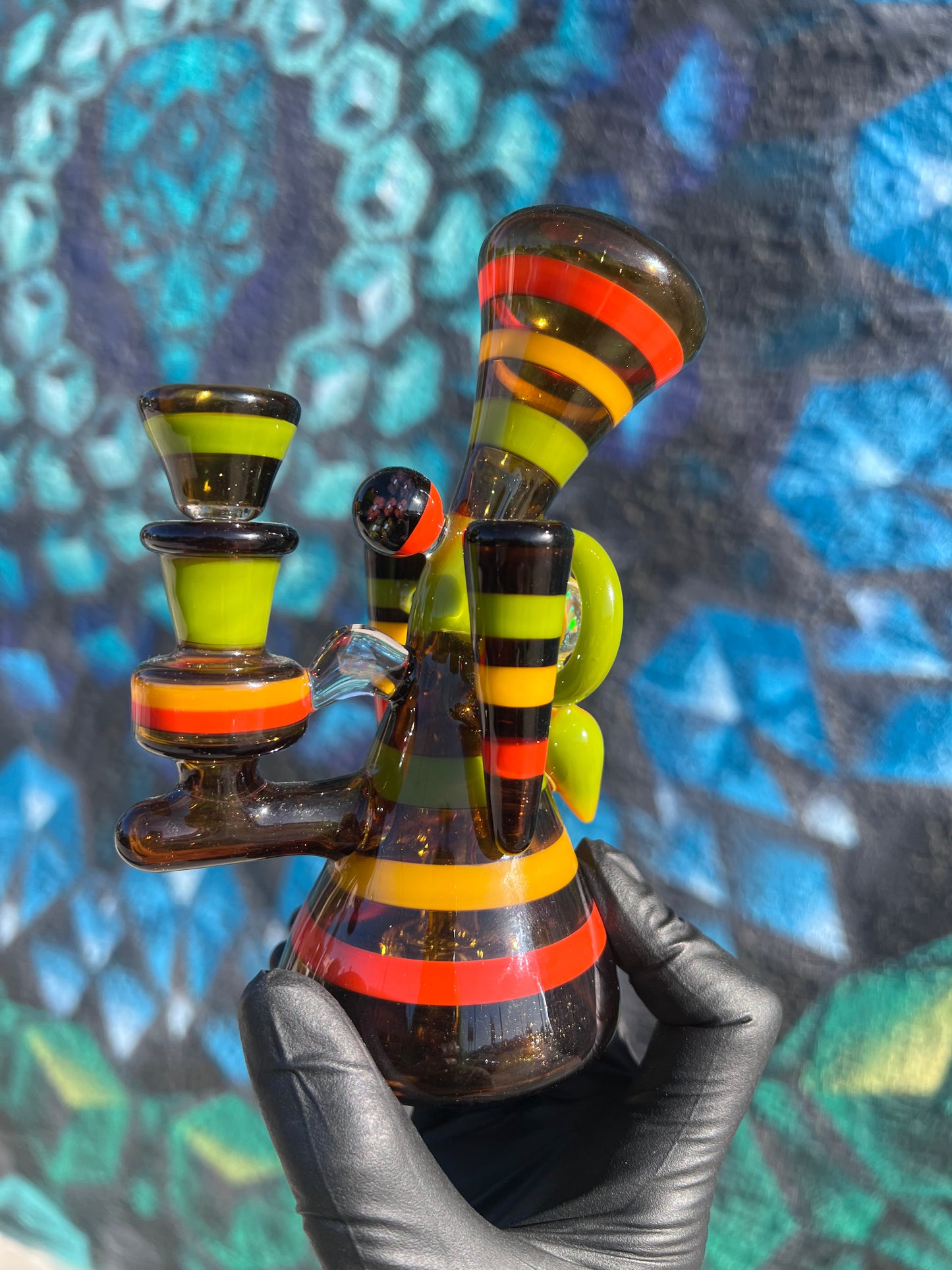 Smiley 6 Inch Mini Tube with 4 Hole Diffuser