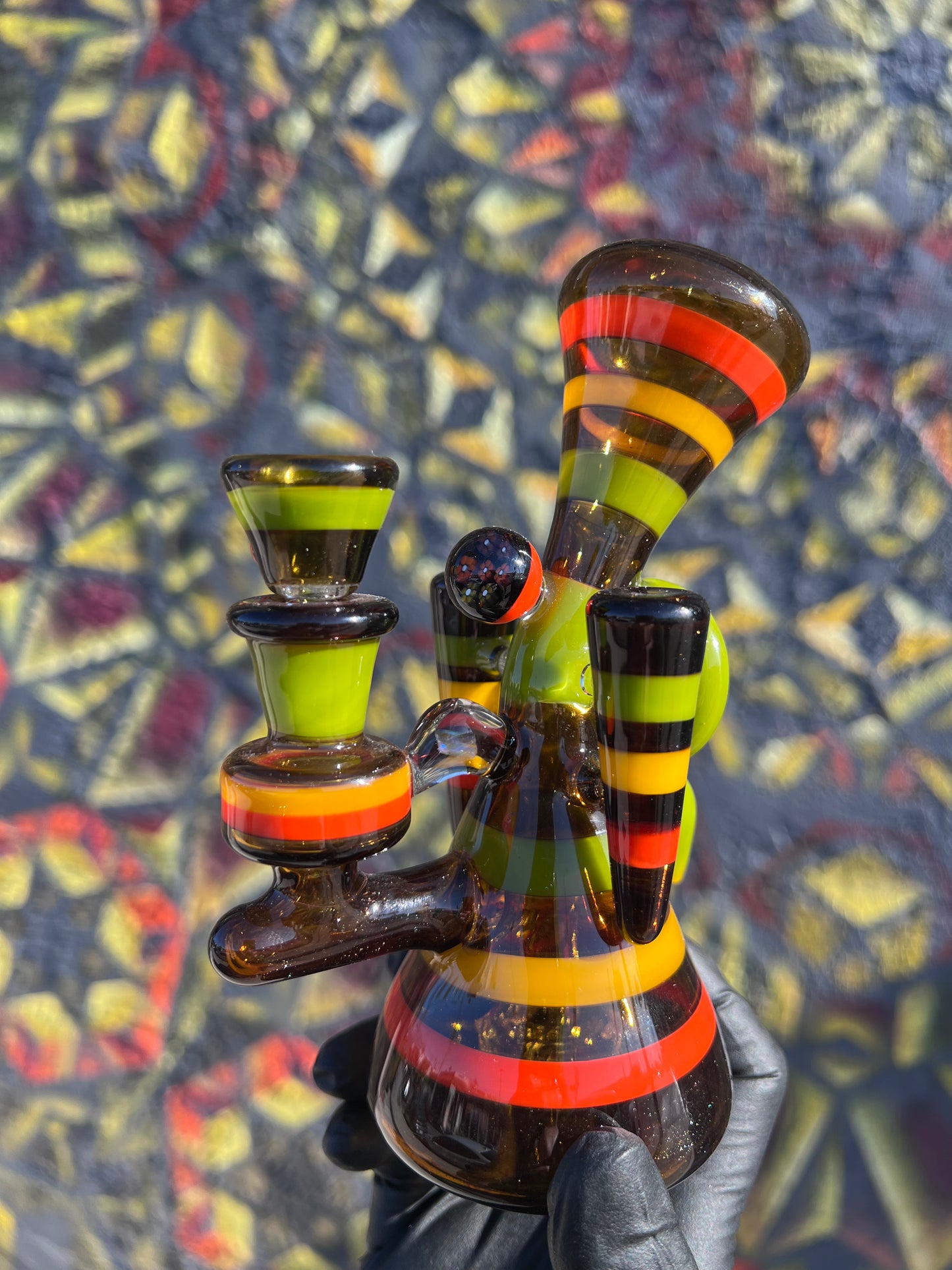 Smiley 6 Inch Mini Tube with 4 Hole Diffuser