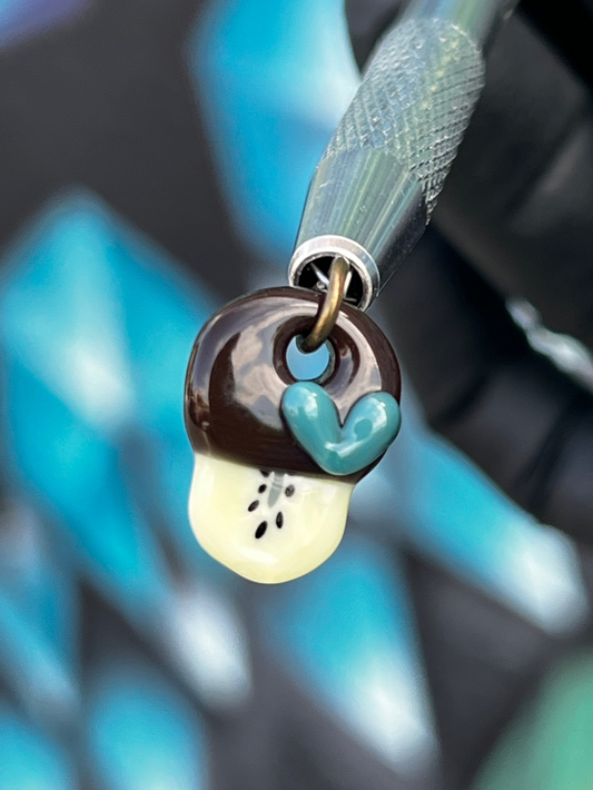 Sakibomb Mini Kiwi Pendant
