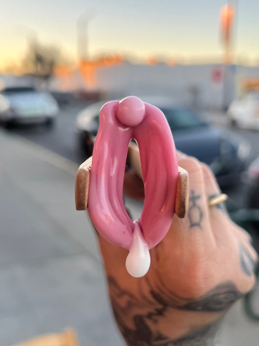 Sakibomb Pussy Glow Drip Joint Holder