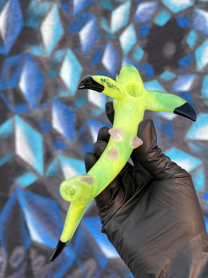 Mako Sculpted Shark Dry Pipe