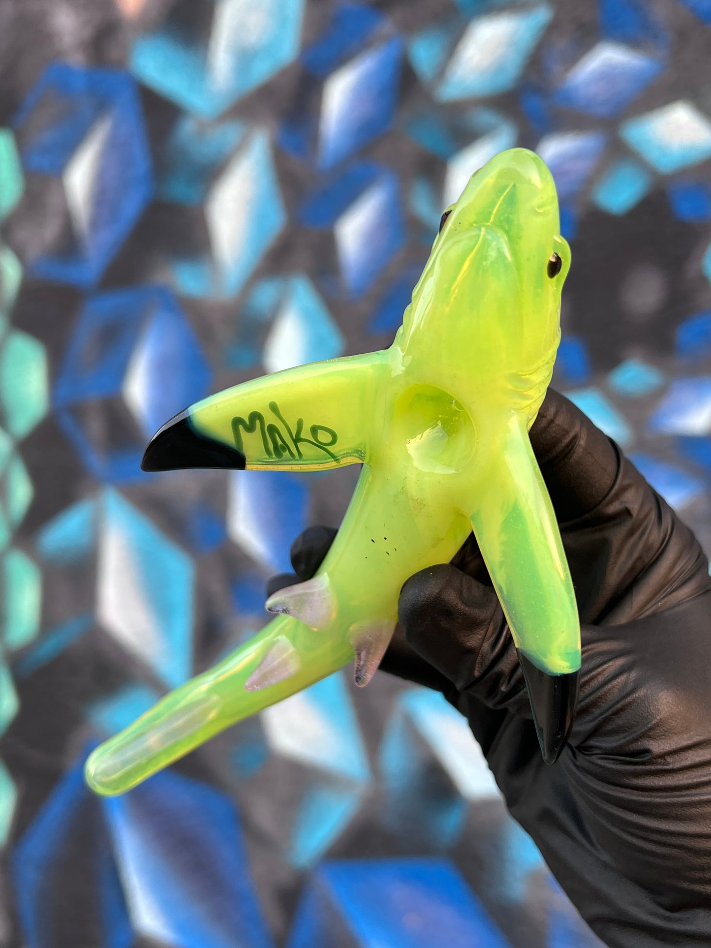 Mako Sculpted Shark Dry Pipe
