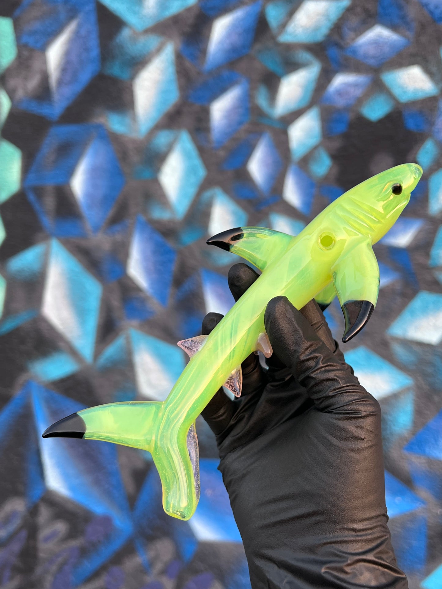 Mako Sculpted Shark Dry Pipe
