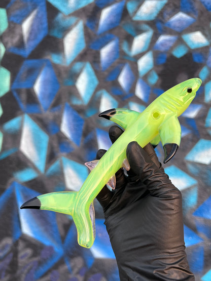 Mako Sculpted Shark Dry Pipe