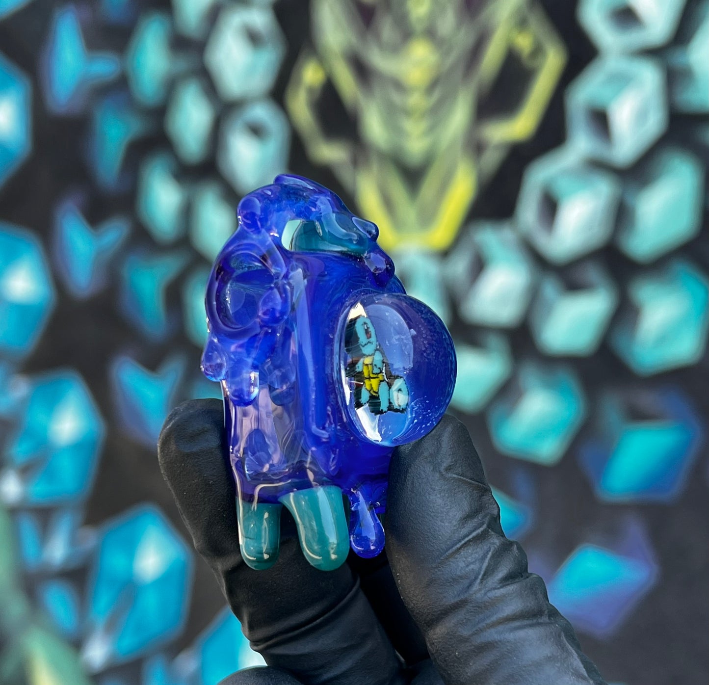 Hensley Squirtle TV Pendant