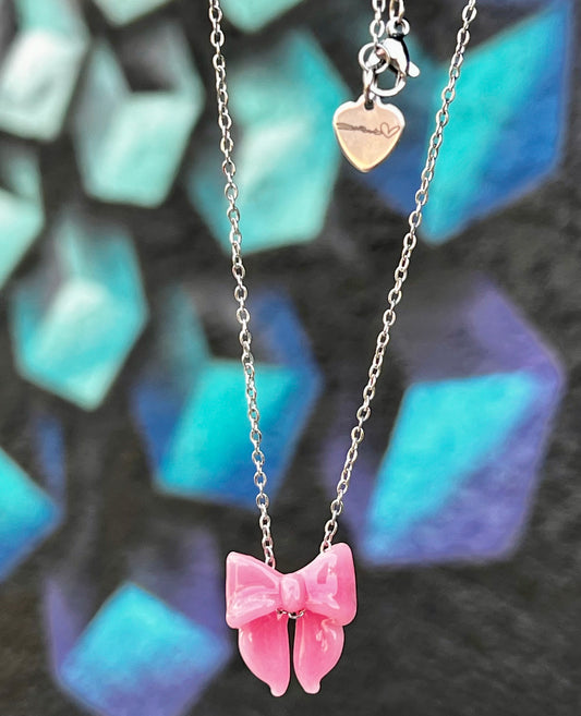 Sakibomb Pink Bow with Chain