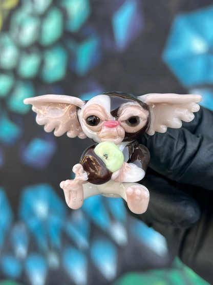 Sakibomb X Tammy Baller Gizmo with Mini Kiwi