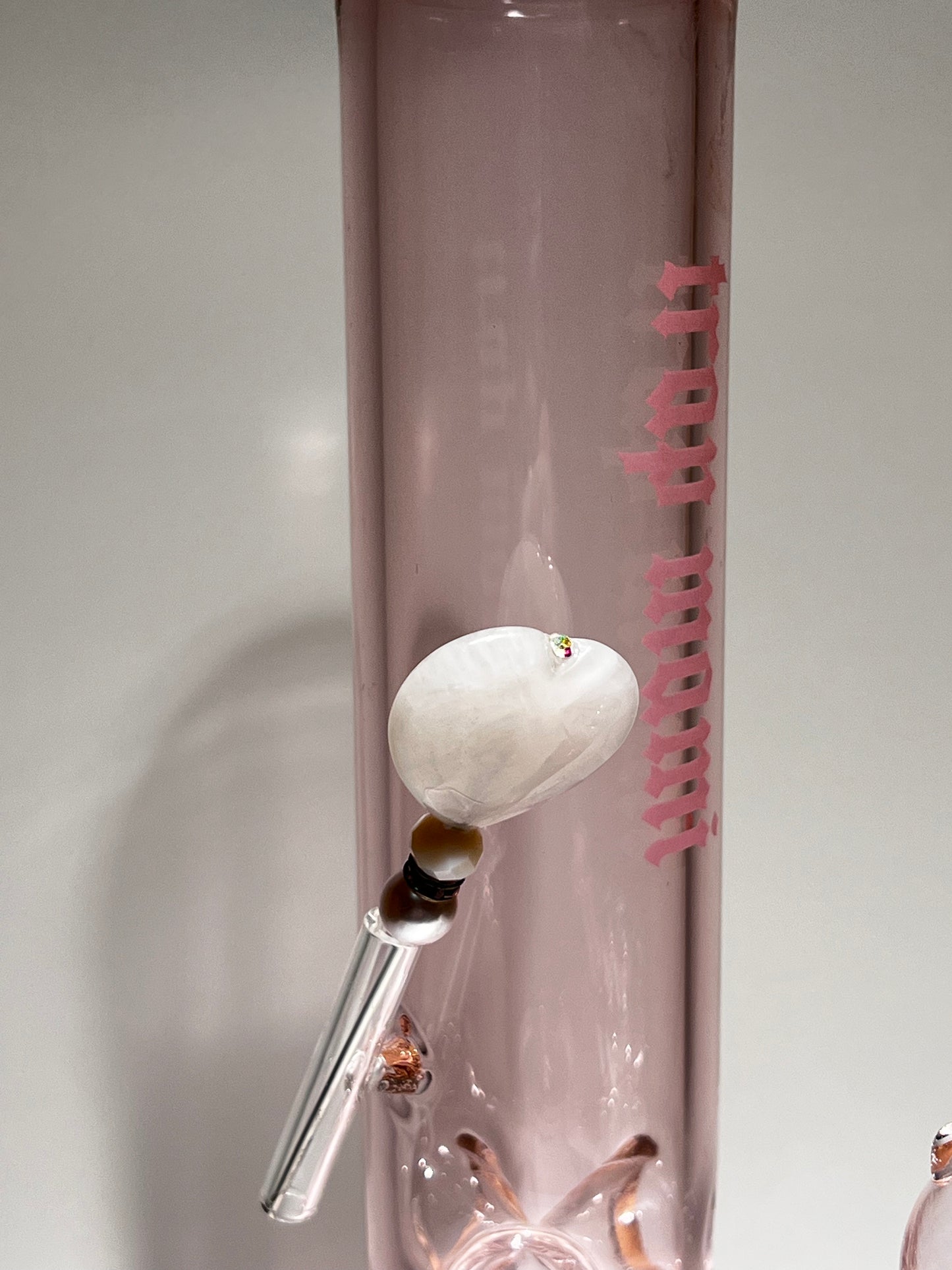 Trap Mamí  Pink Tube with Pink Quartz Heart Poker