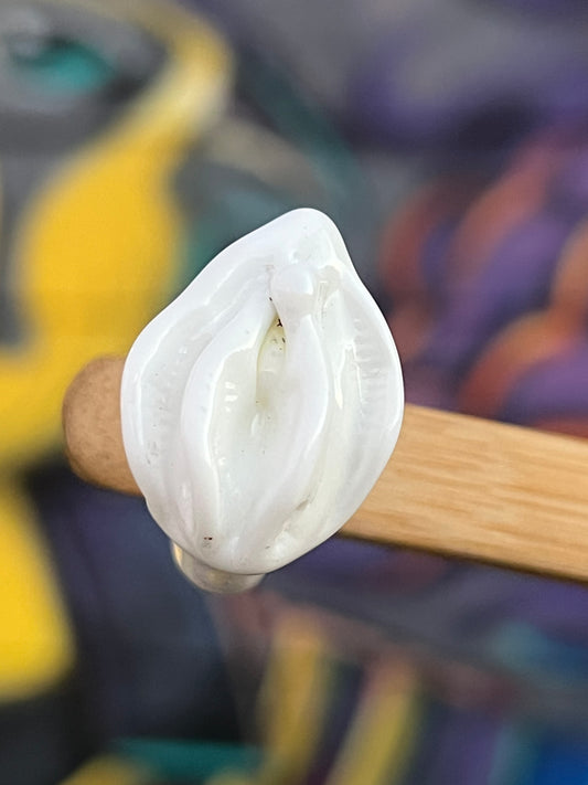 Sakibomb Pussy Ring Size 8